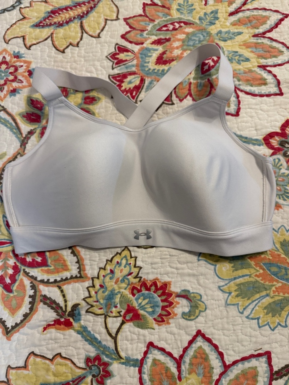 Under Armour White Women’s Molded Cup Sports Bra